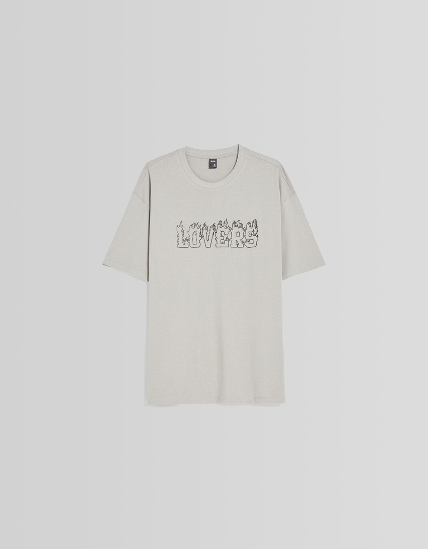 Camiseta de manga curta com estampa e modelagem quadrada