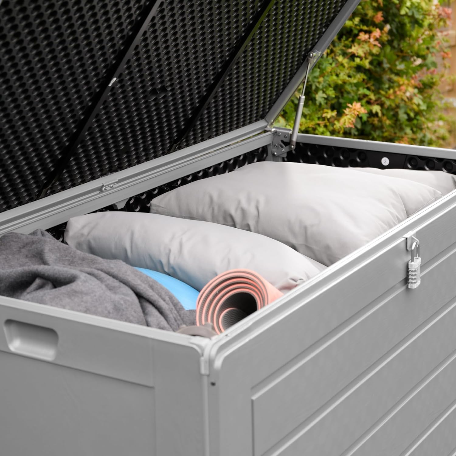 Olsen & Smith Gartenbox 680L | Wasserdicht & Wetterfest Abschließbare Polypropylene Aufbewahrungsbox aus | Große Gartentruhe für Garten, Balkon & Terrasse | Robust, Geräumig & Pflegeleicht–Anthrazit
