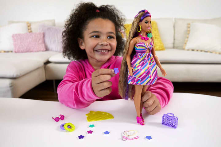 Barbie - Totally Hair - Dukke Med Blomstertema