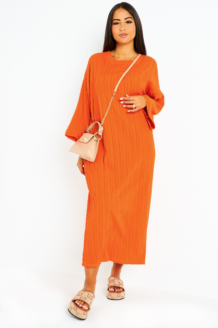Robe orange longue à couture en relief