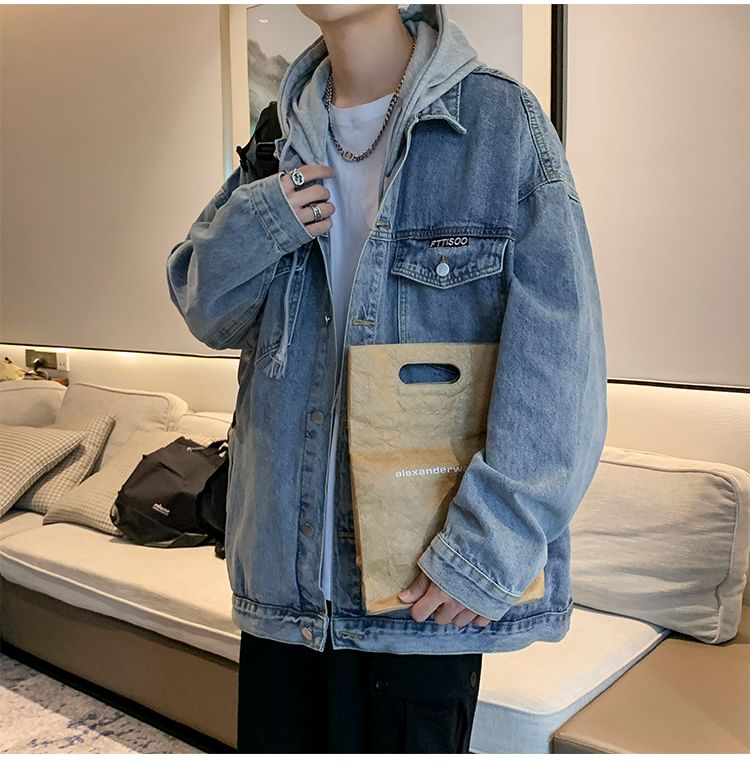 Whyessa - Oversized denim jack met afneembare capuchon en knoopsluiting