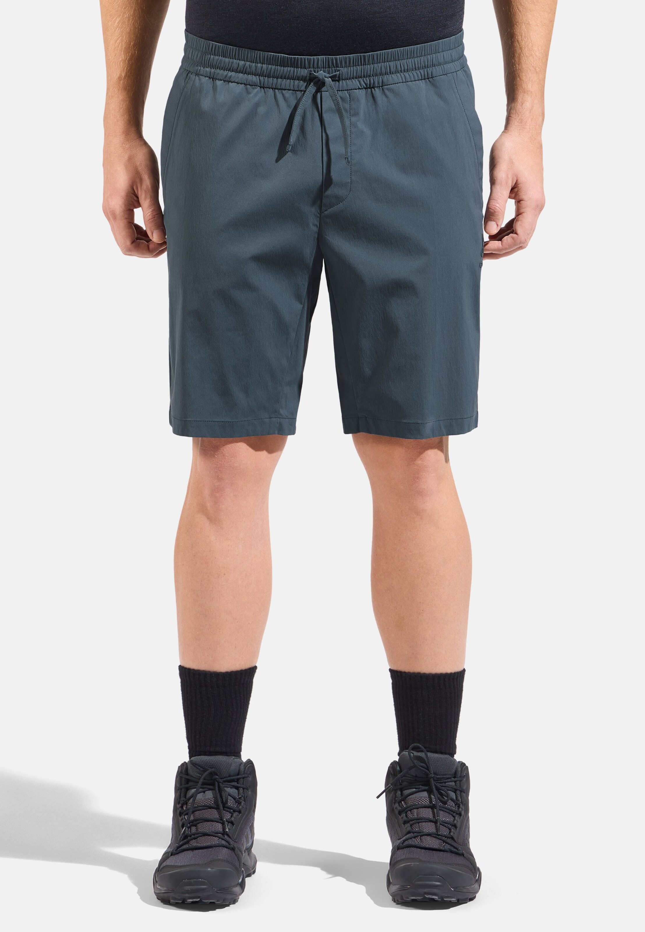 Essentials Wandershorts in dark slate