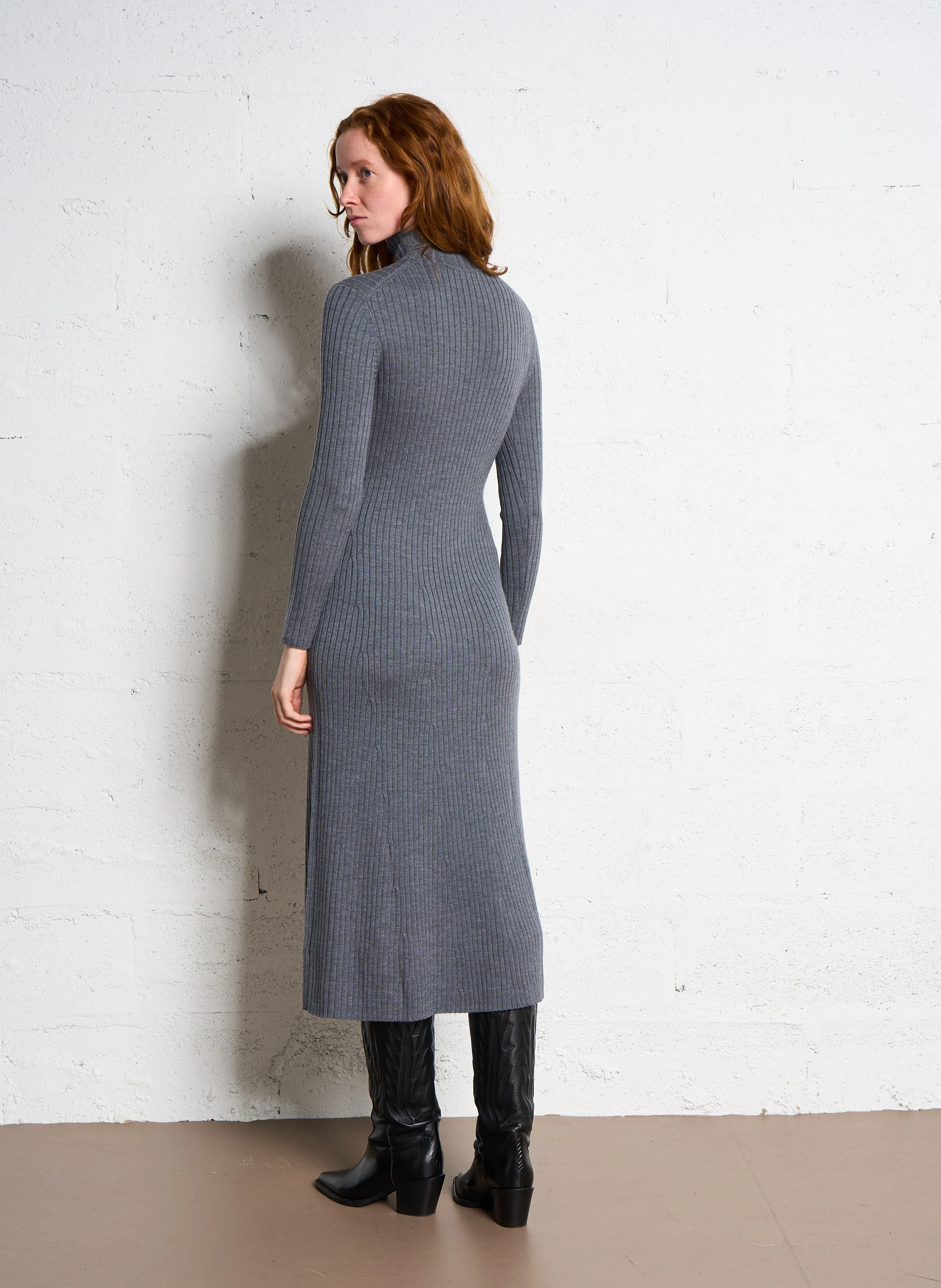 Robe longue côtelée en laine| Argent