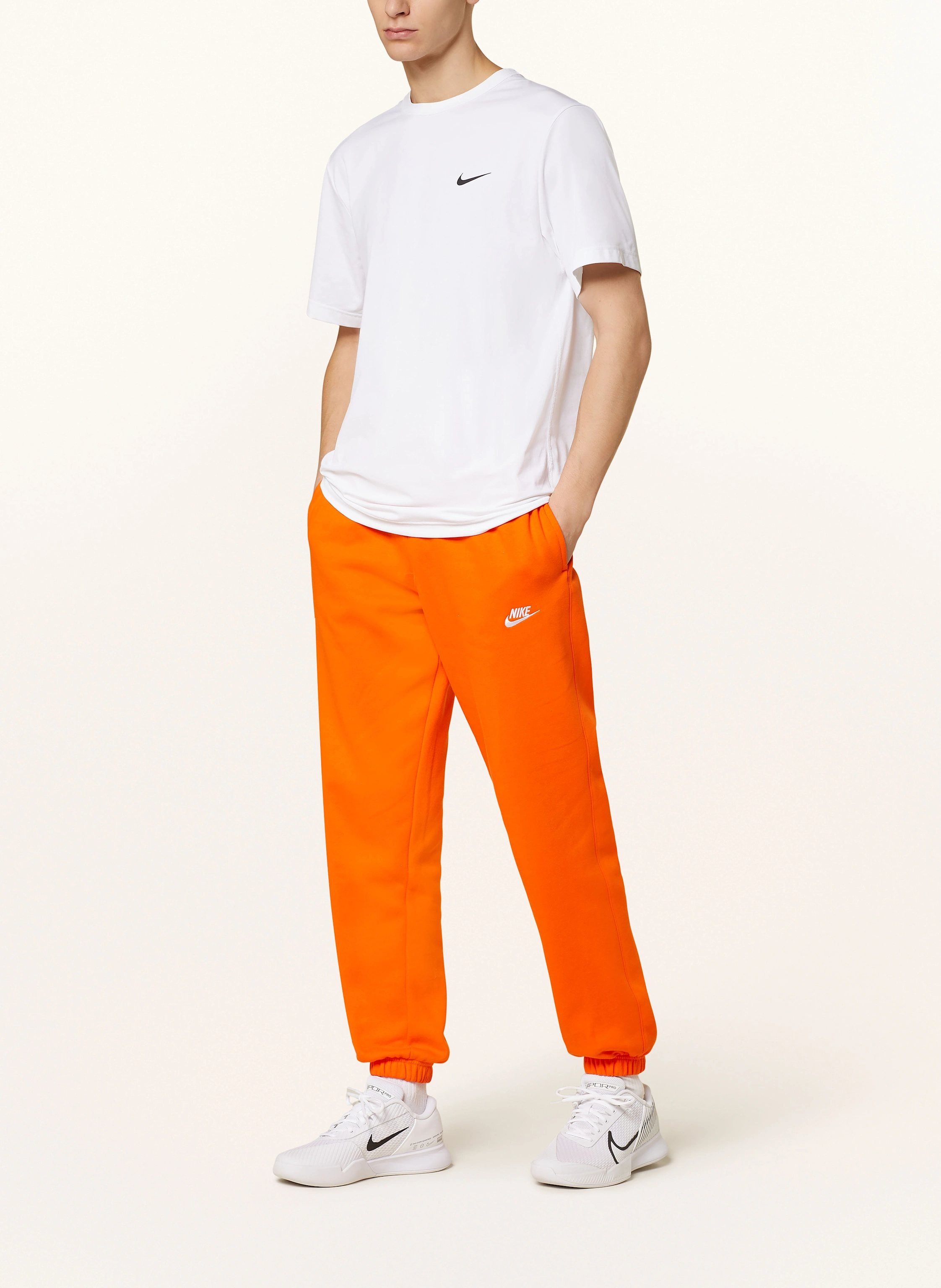 Nike Sweatpants SPORTSWEAR CLUB