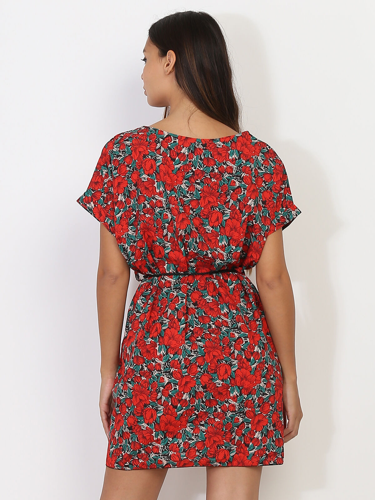 Robe fleurie avec cordon- Rouge