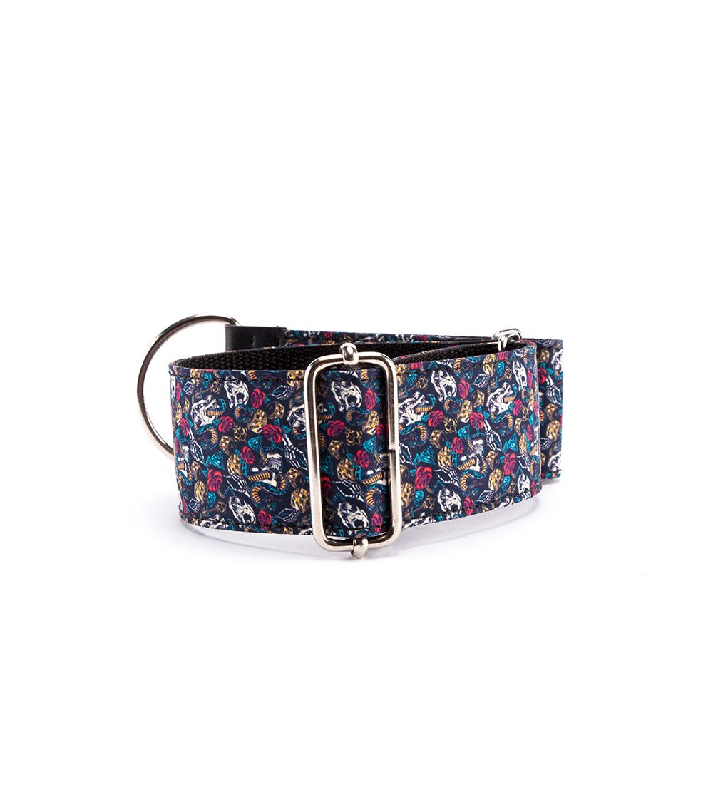 Coleira ajustável Pamppy Galgo Speedy com estampa de caveiras para cães.