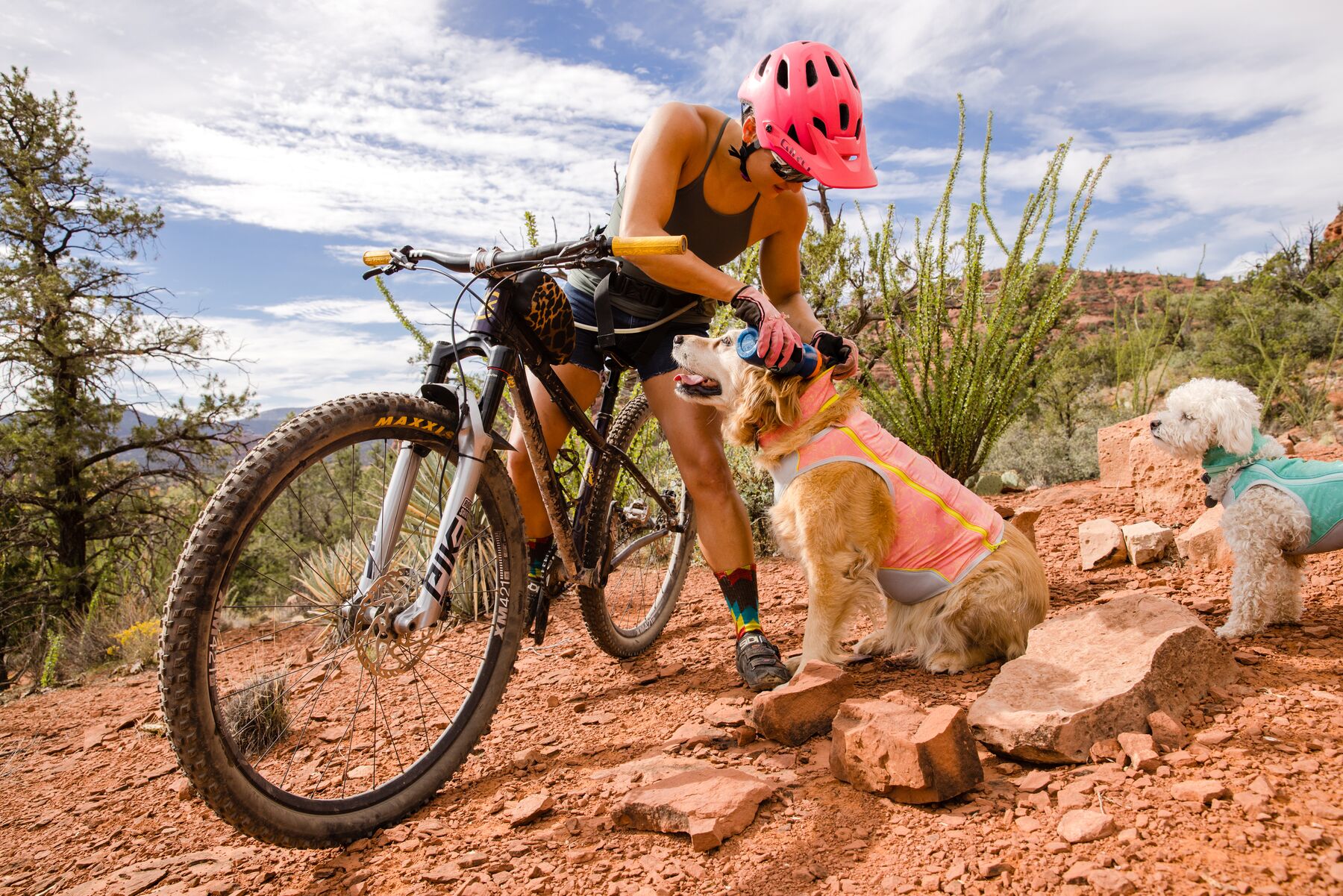 Veste de refroidissement swamp cooler zip™ avec une couverture upf 50+. Couleur: salmon pink (rose), taille: xl