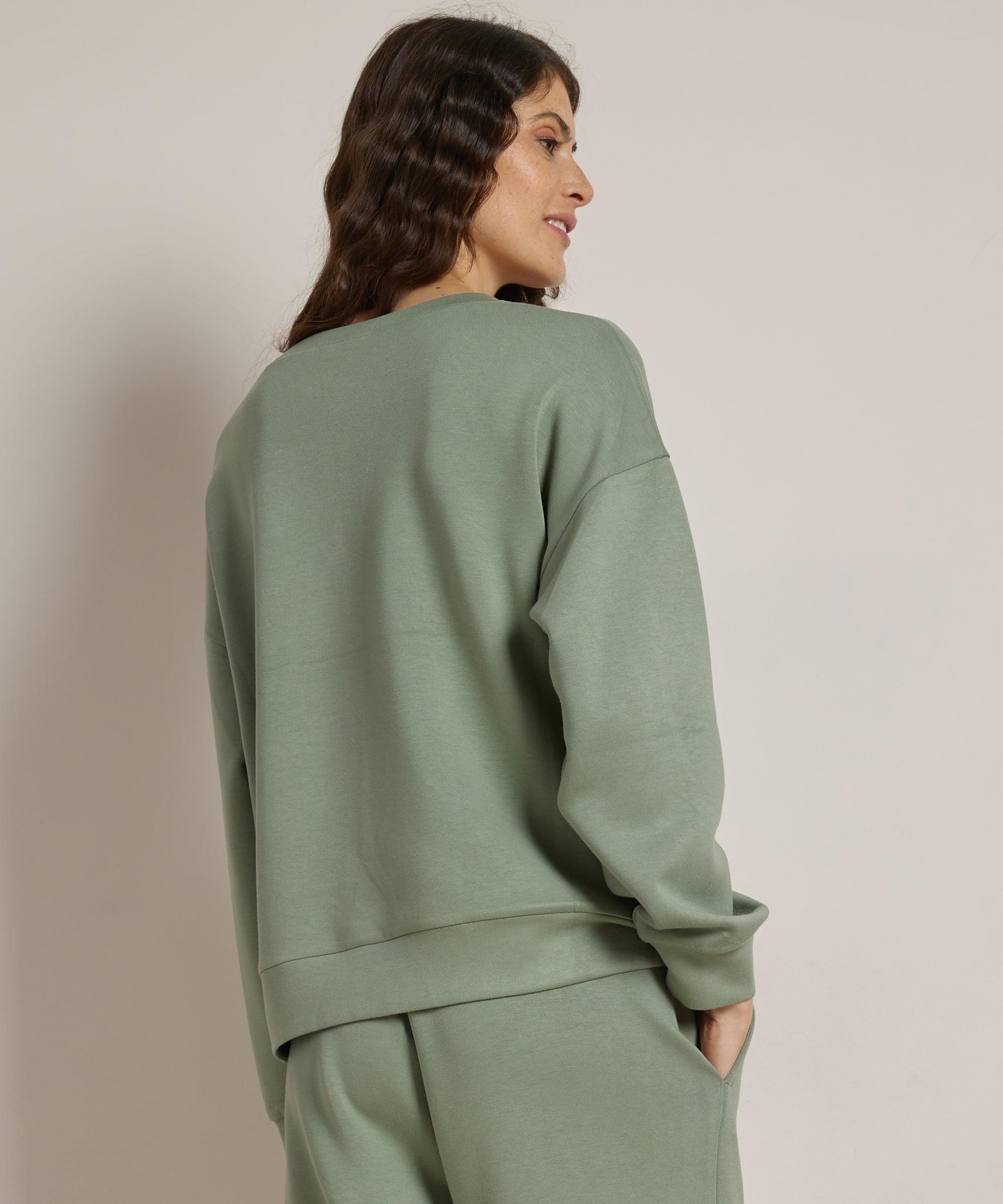 trui met mouwlabel