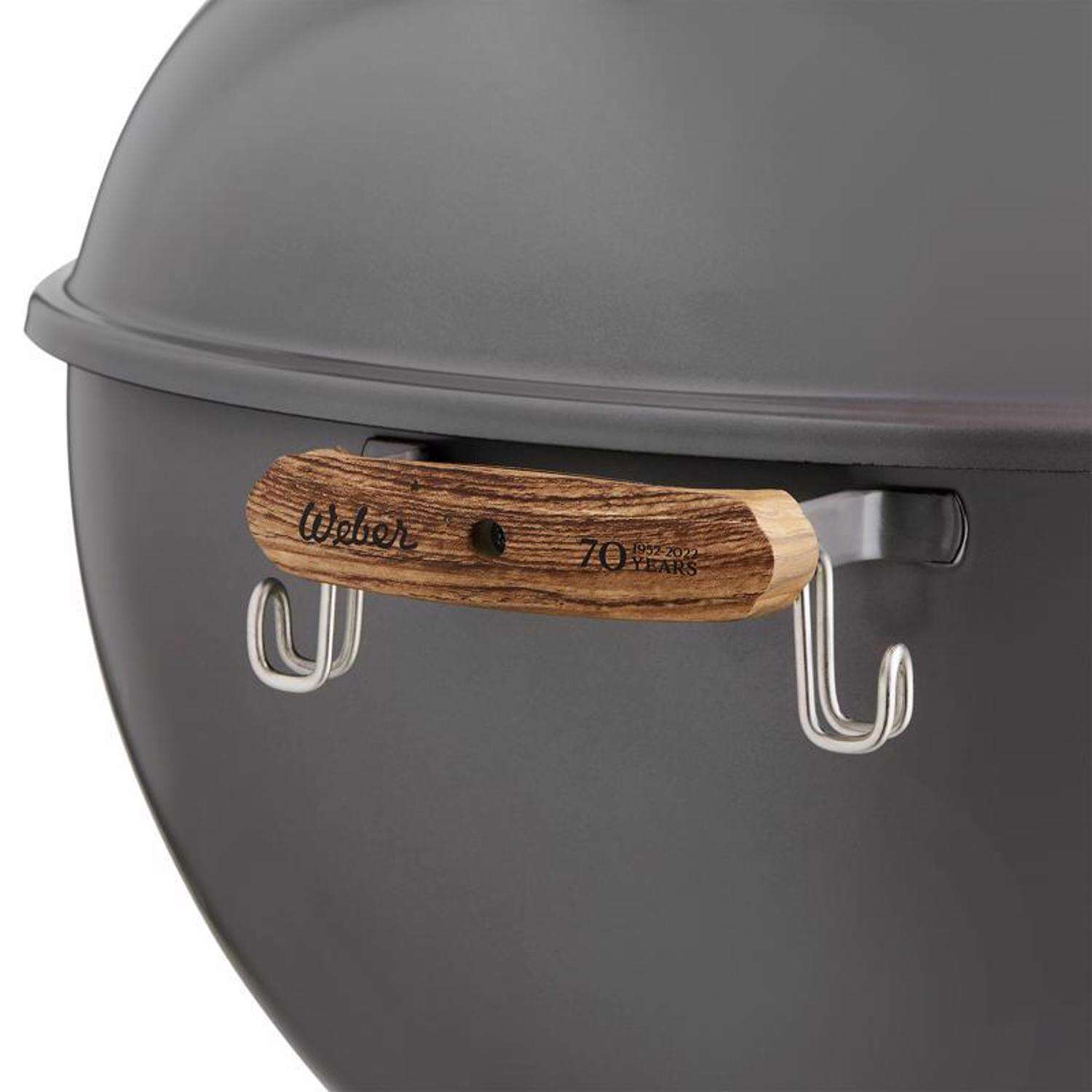 Weber 22 in. Kettle Charcoal Grill Hollywood Gray
