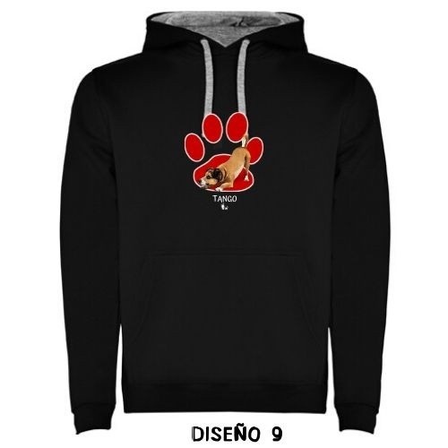 Moletom com capuz personalizado na cor preta.