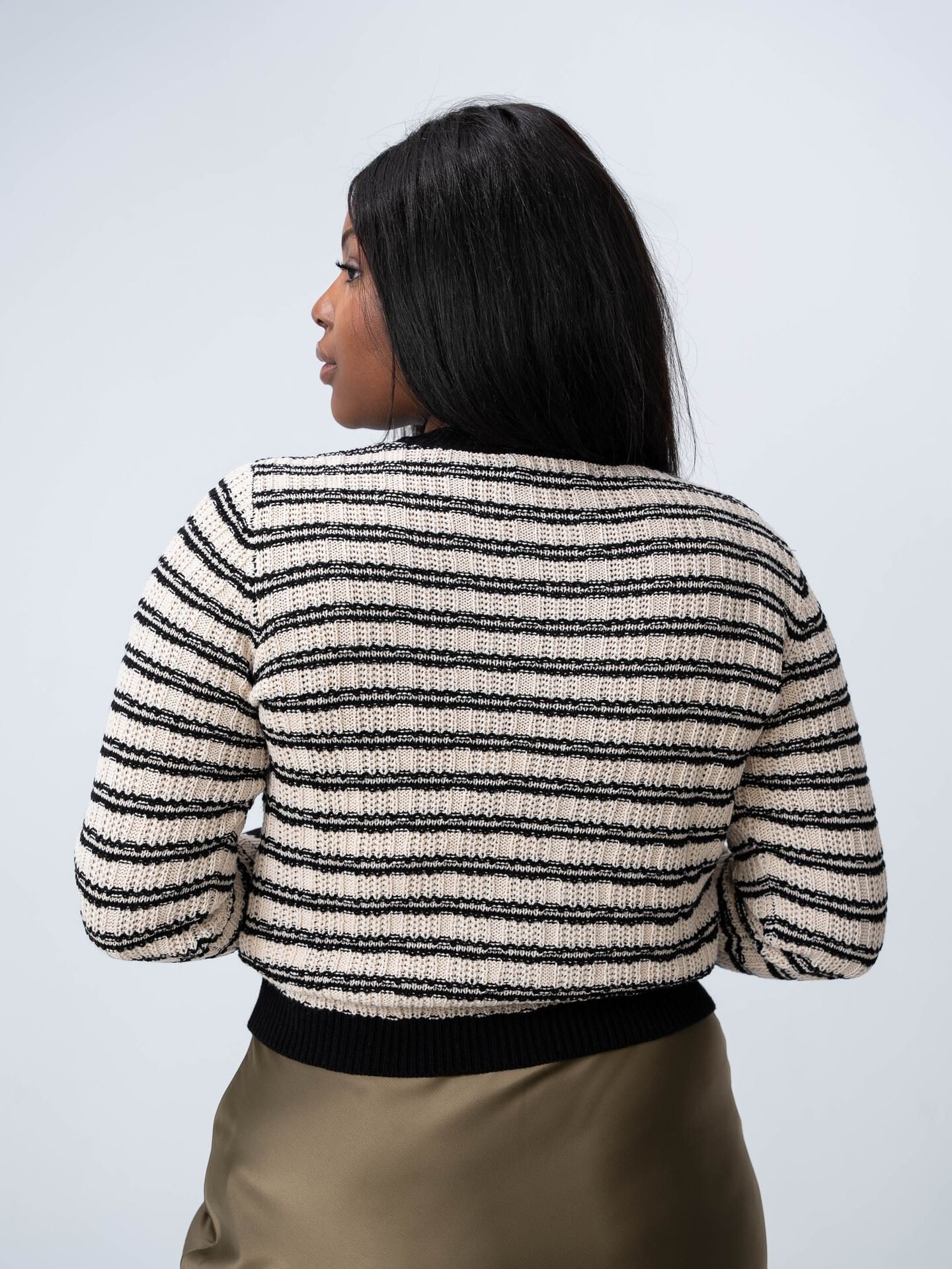Charlot Long Sleeve O-Neck Cardigan