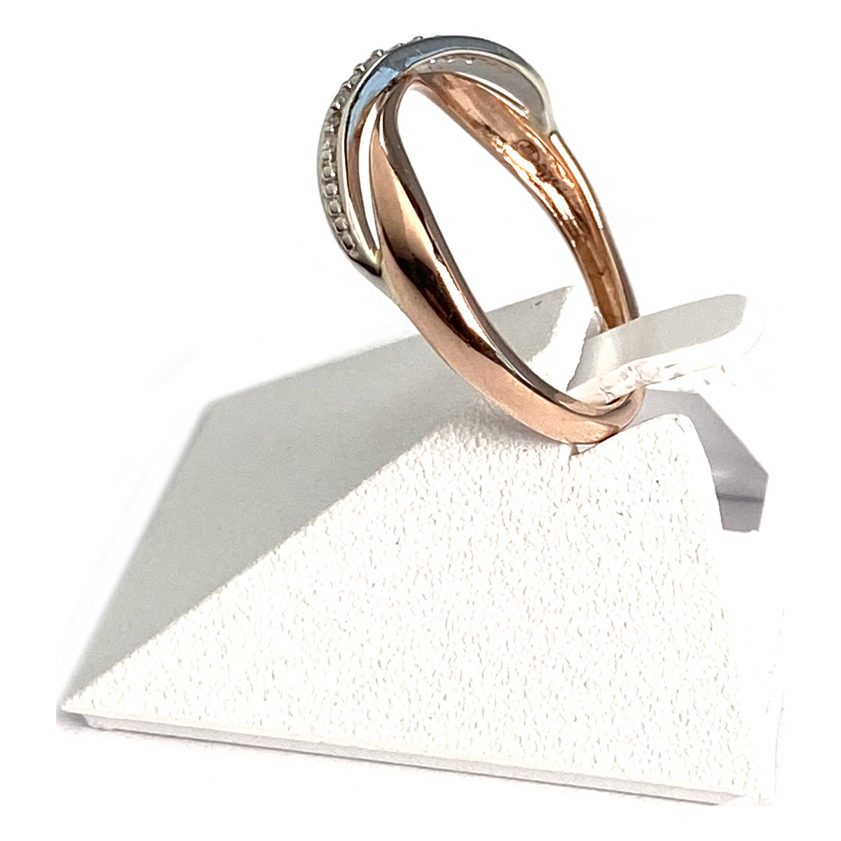 Bague d'occasion 2 ors 375 croisée diamants