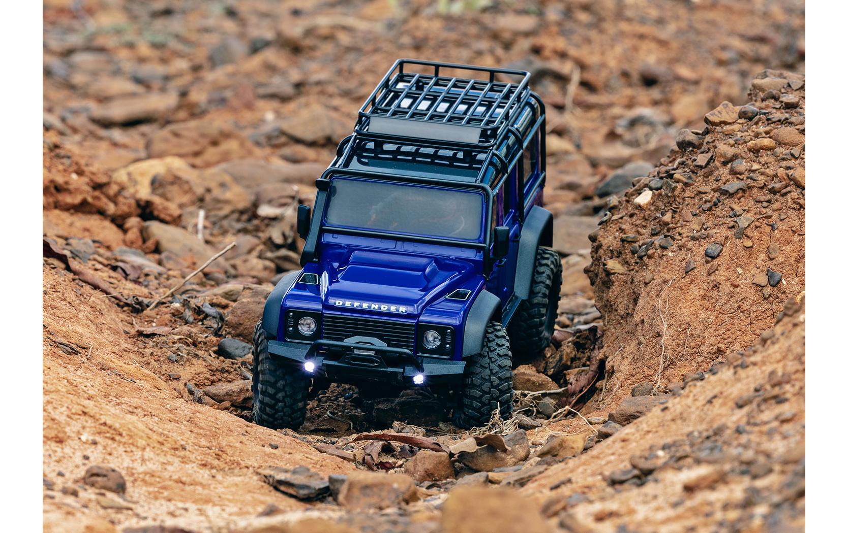 Scale Crawler TRX-4M Land Rover Defender Blau, RTR, 1:18<br>TRX-4 Performance im Mini-Format