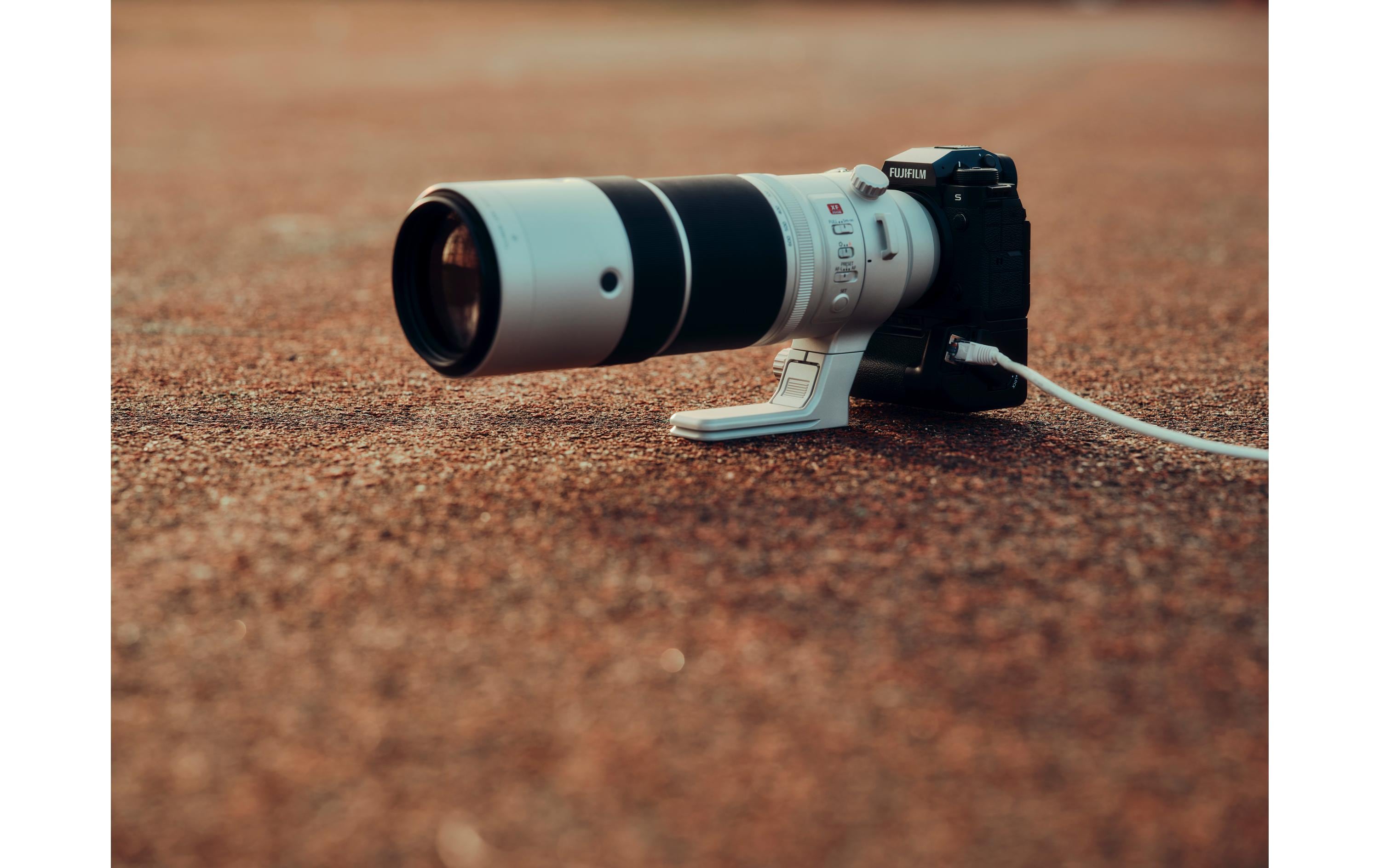 Zoomobjektiv FUJINON XF 150-600mm F5.6-8 R Fujifilm X-Mount<br>Ideale Wahl für die Tier- und Sportfotografie