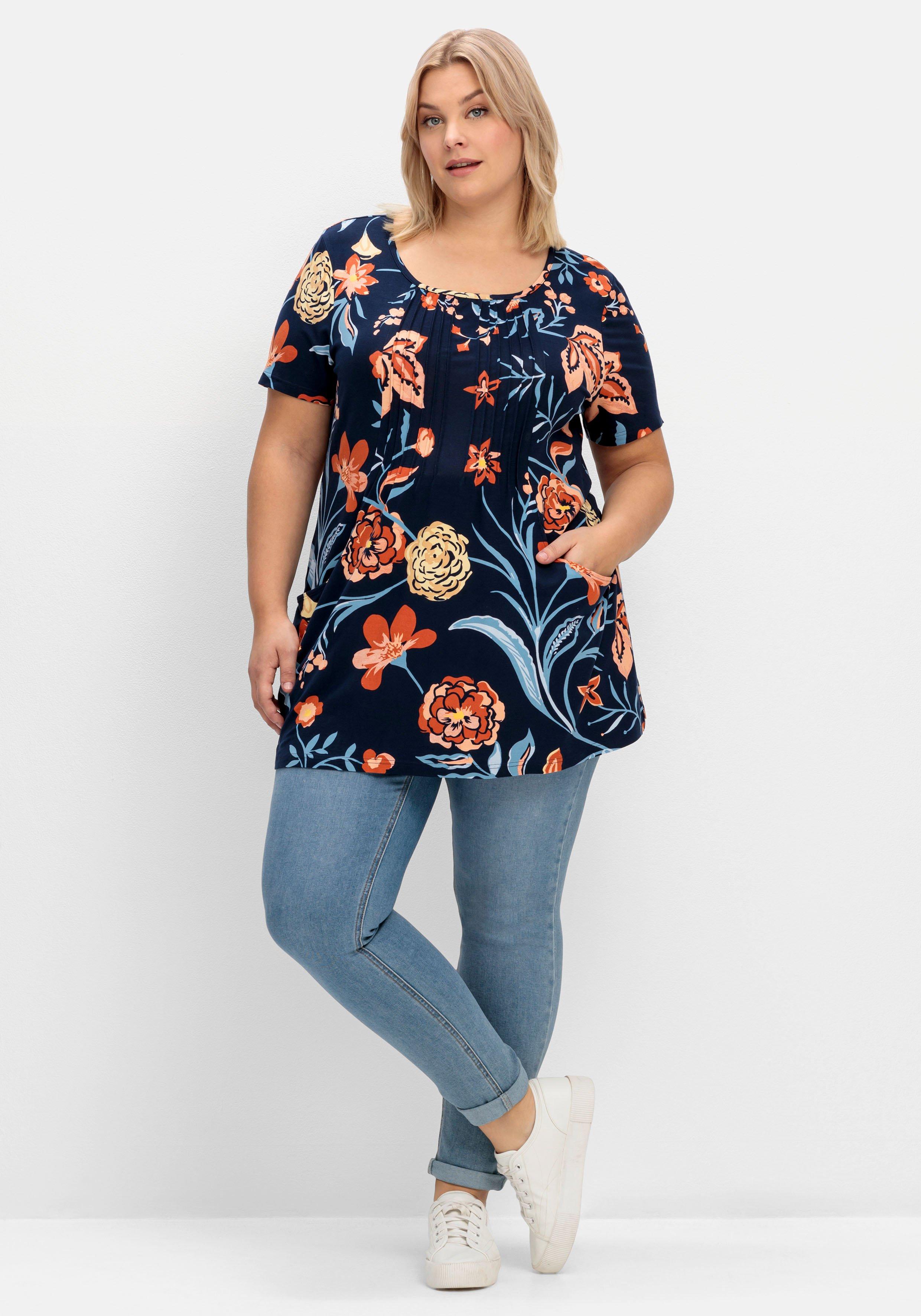 Longshirt mit Blumendruck, in leichter A-Linie