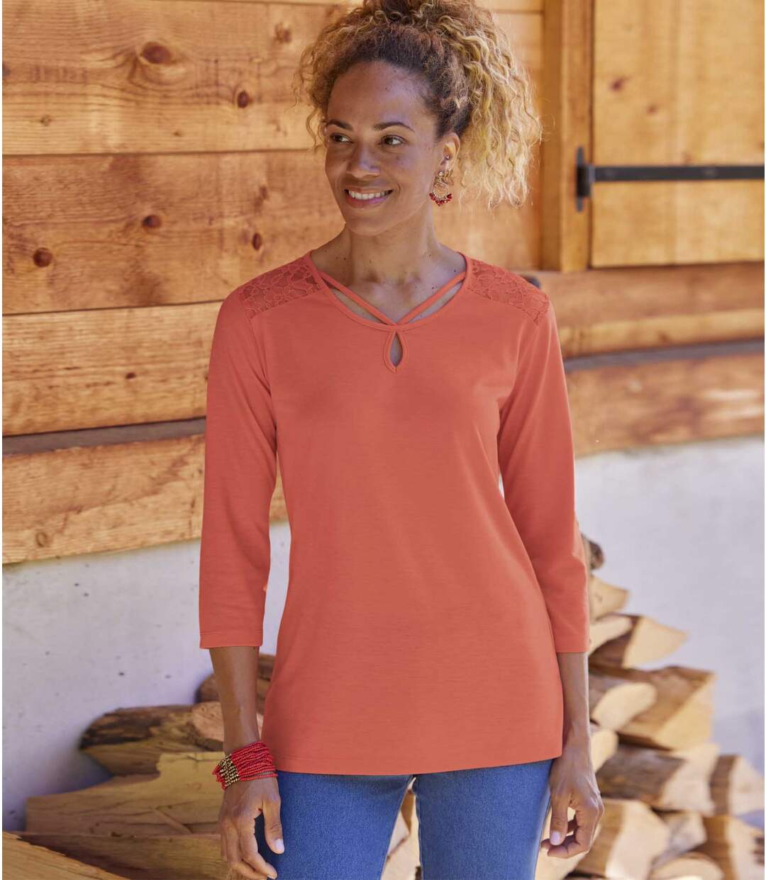 Tee-Shirt Détails Dentelle