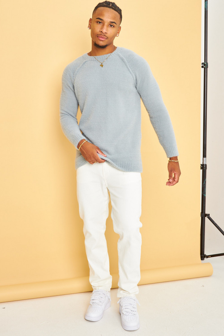 Pull gris en laine à col rond