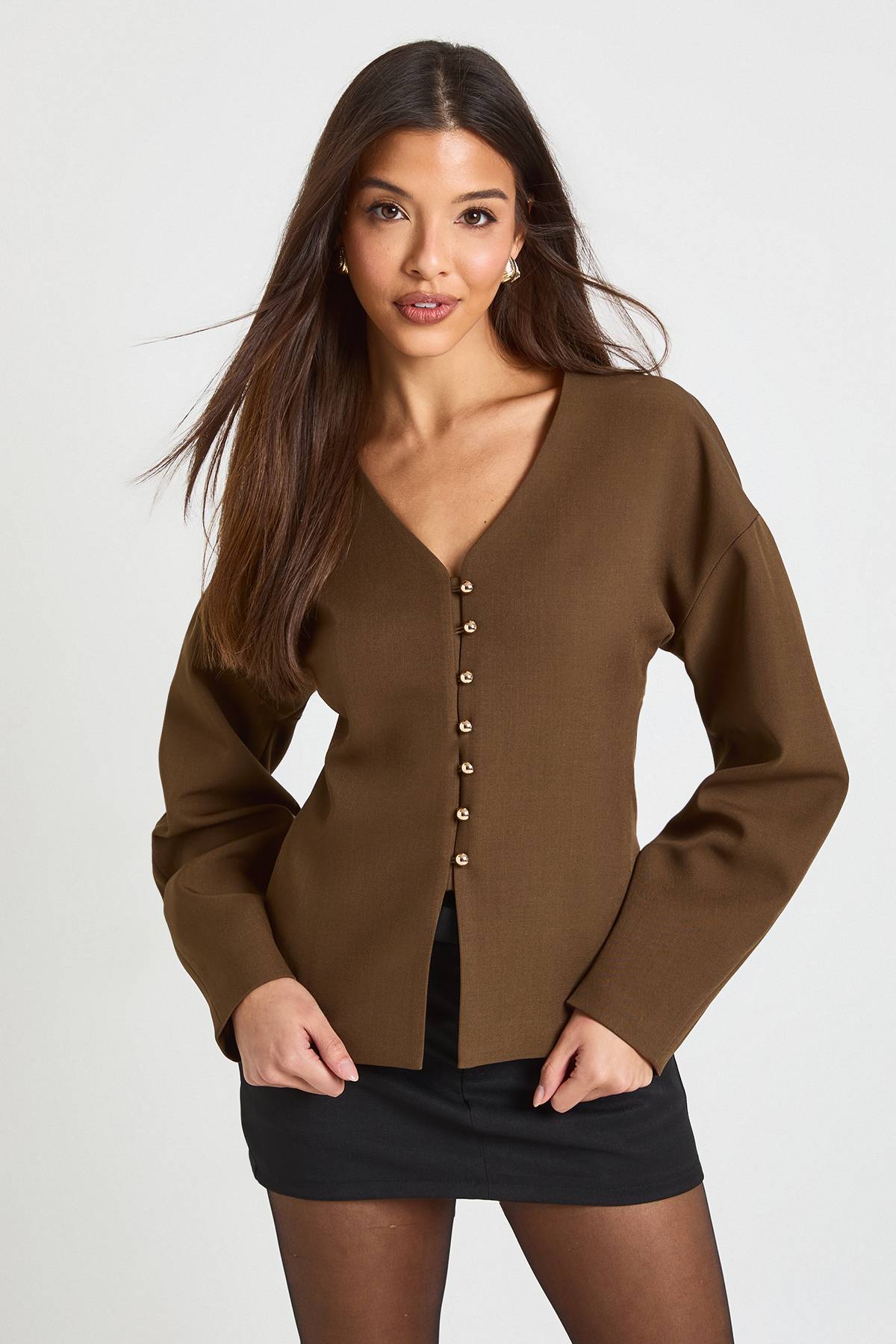 boohoo Blazer à manches bouffantes avec boutons dorés