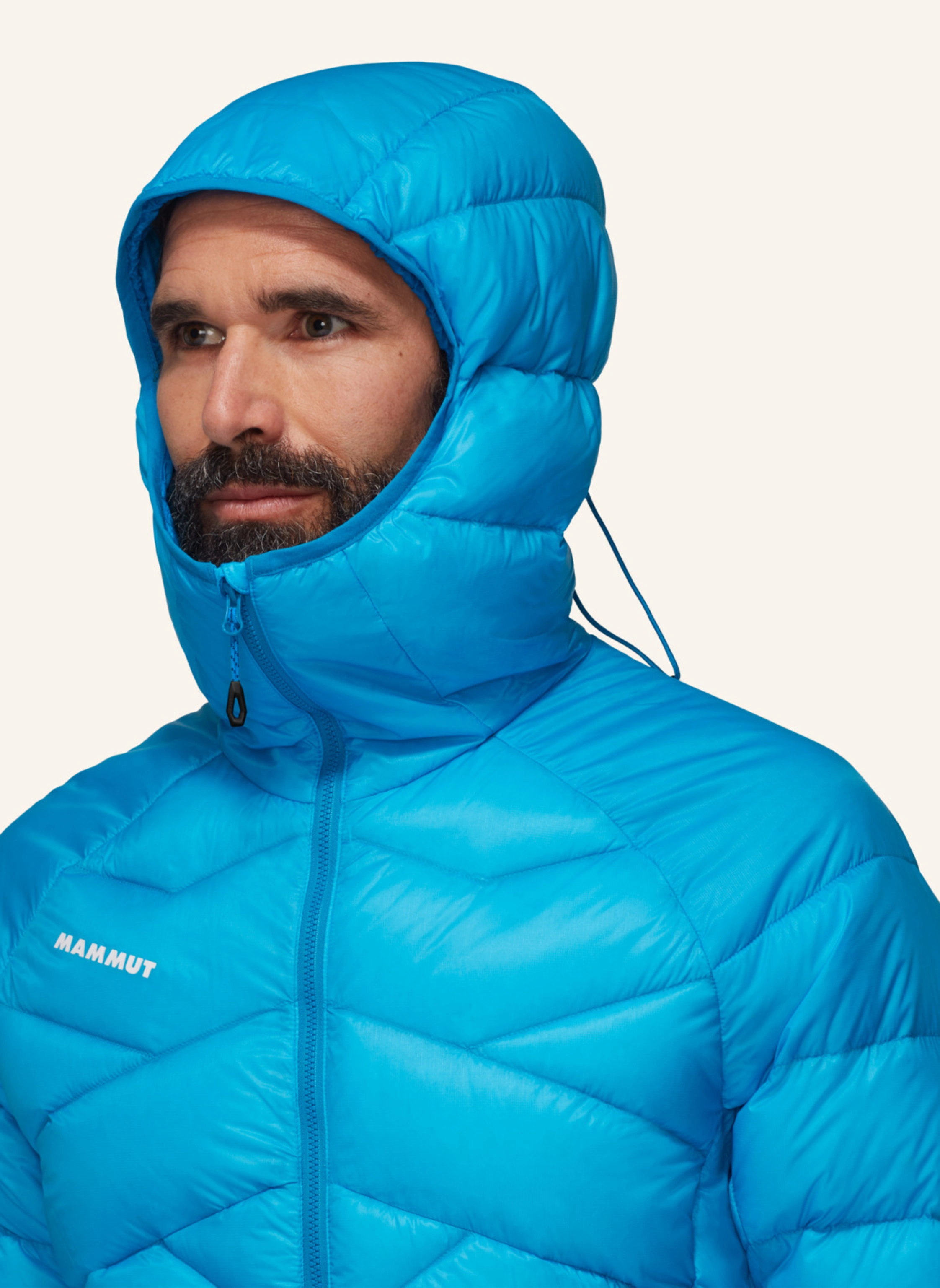 MAMMUT Daunenjacke TAISSmit Kapuze
