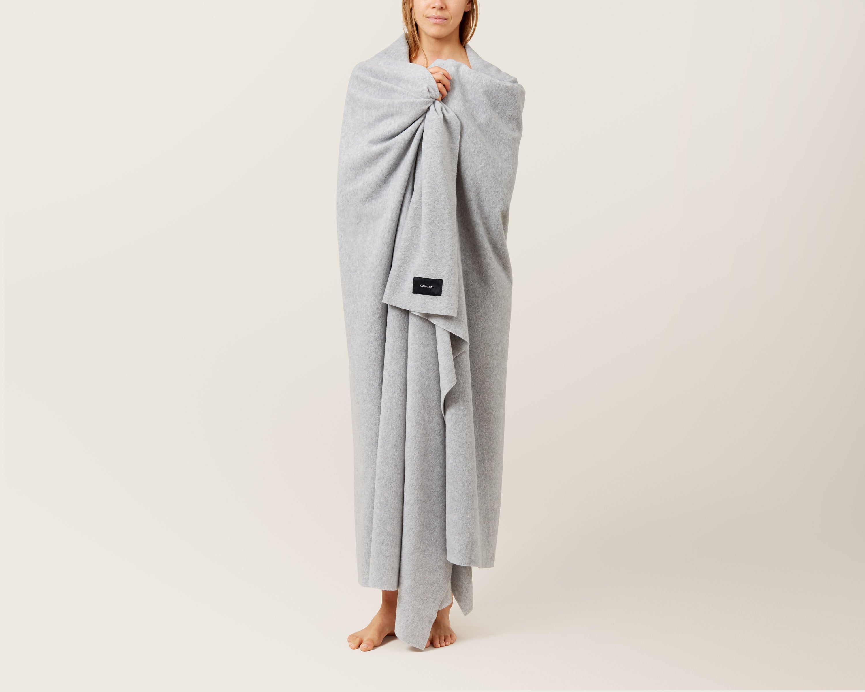 Karmameju  Himalaya fleece tæppe - Light Grey
