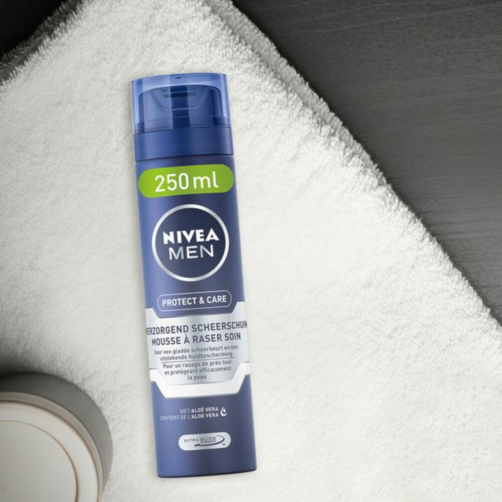 Nivea Men Scheerschuim Protect & Care Hydraterend250 ml