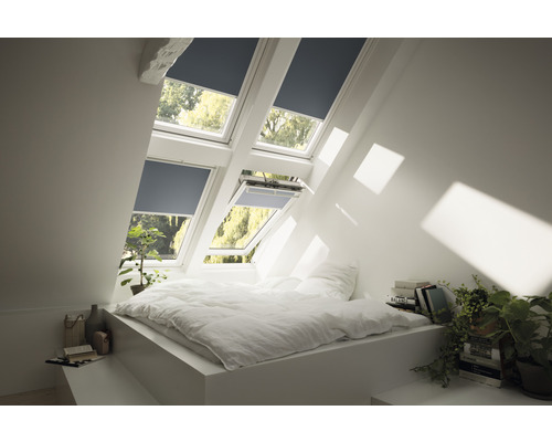 VELUX verduisterend rolgordijn, effen blauwgrijs, handmatig, wit frame, DKL C02 4581SWL