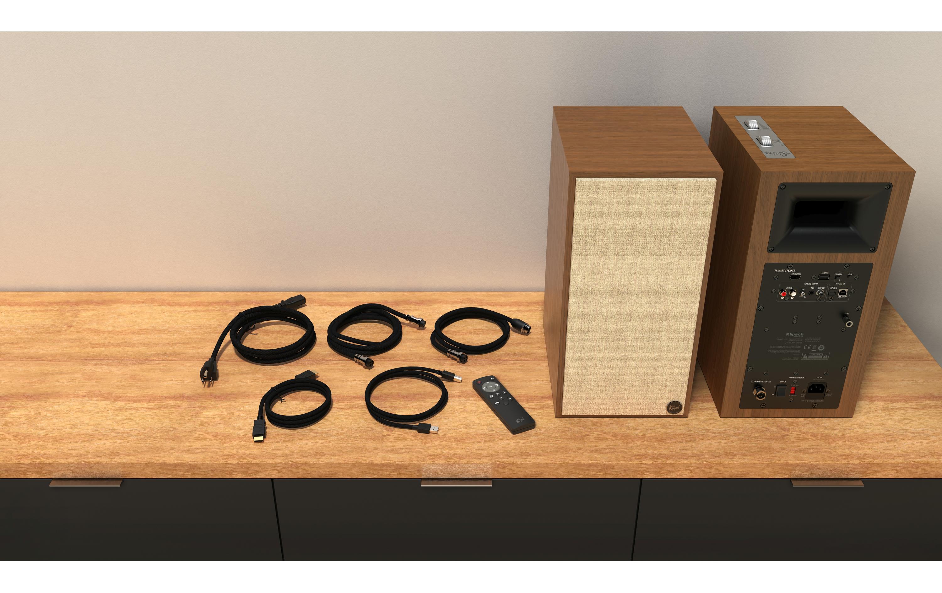 Regallautsprecher Paar The Sevens – Walnuss<br>Aktivlautsprecher-Paar mit Bluetooth und digitalen Anschlüssen