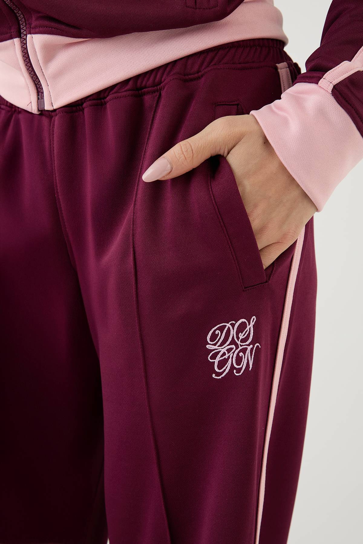DSGN Studio Jogging Tricot Contrasté Jambe Droite
