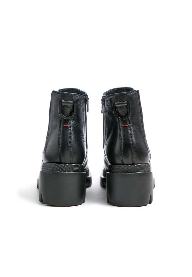 STIEFELETTE Schwarz