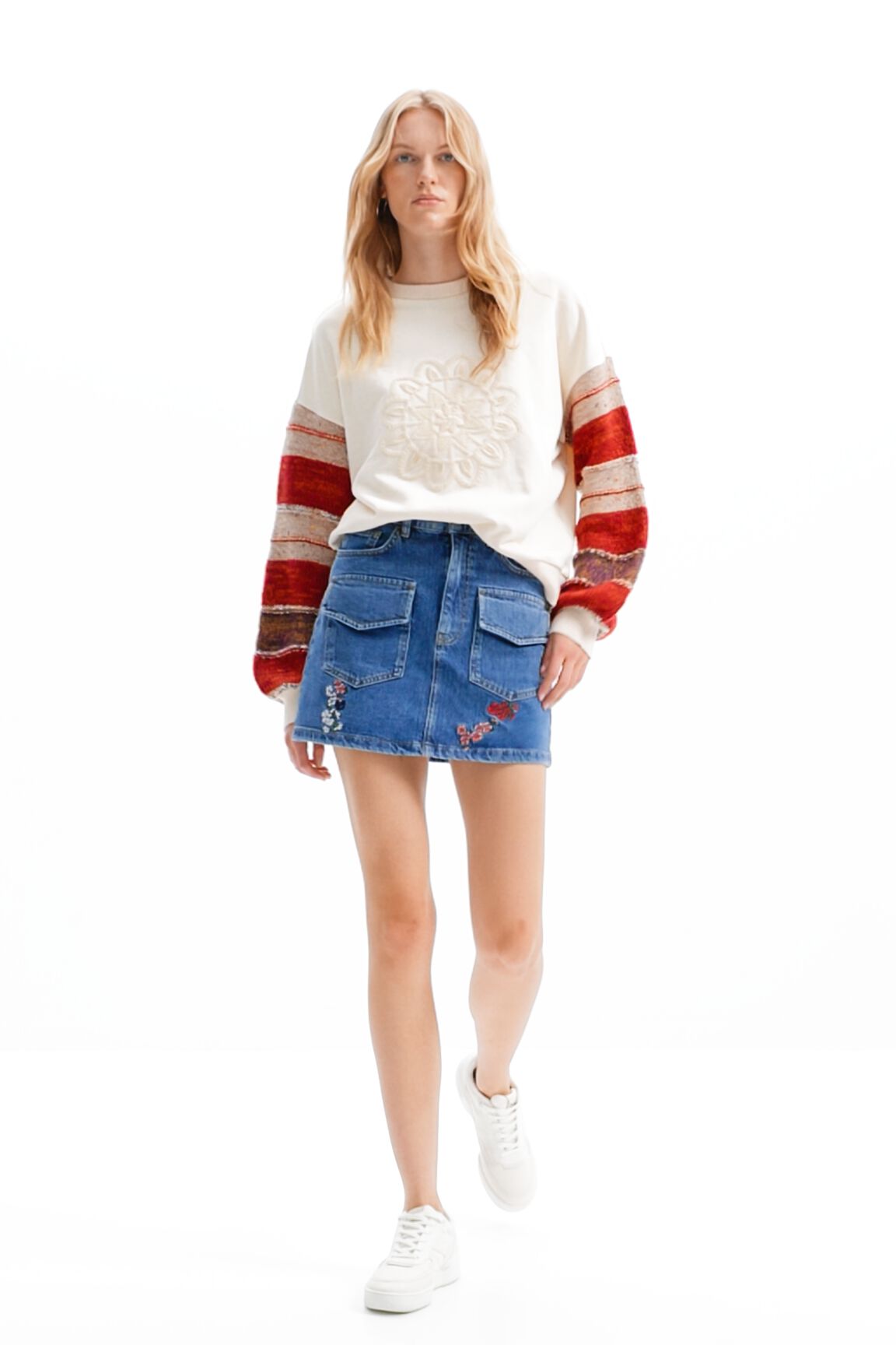 Sweat-shirt combiné broderie