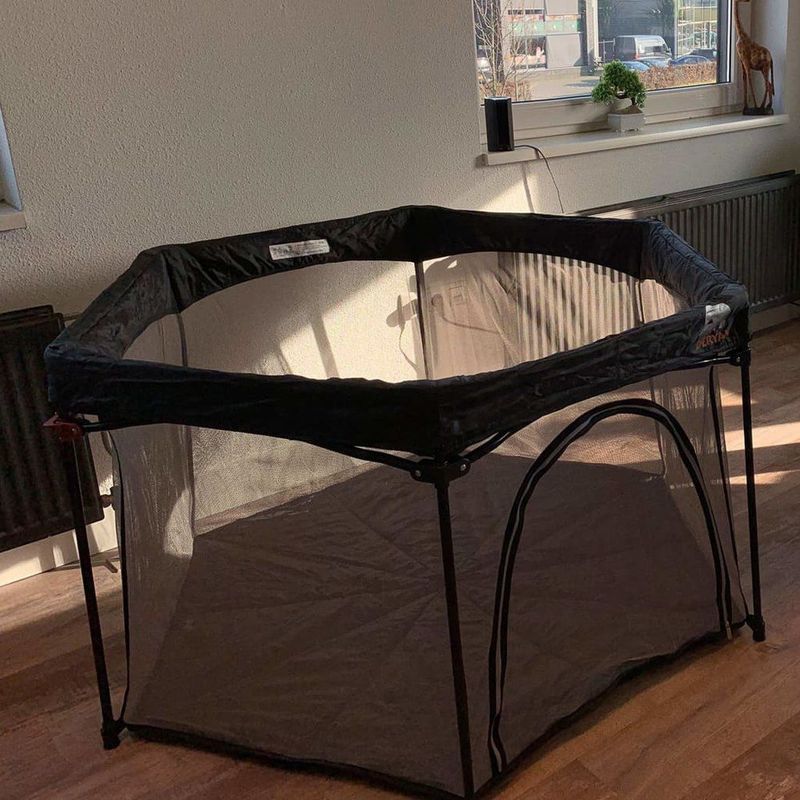Deryan Draagbare Kinderbox - Zwart - Vaste matrasbodem - Reisbox - campingbedje