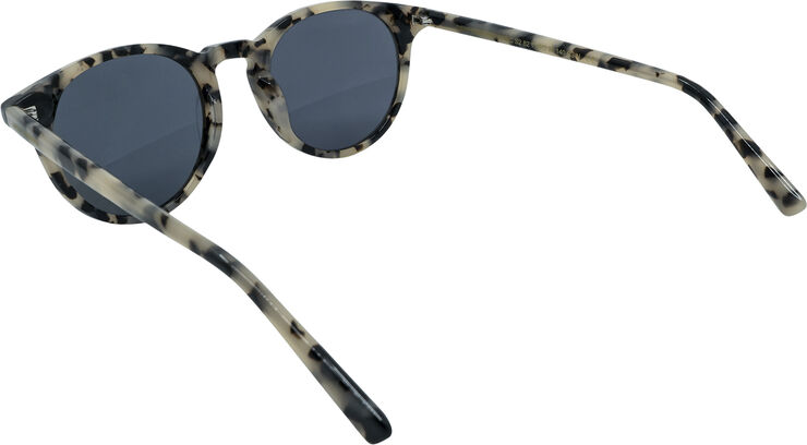 MessyWeekend Depp Snow leopard