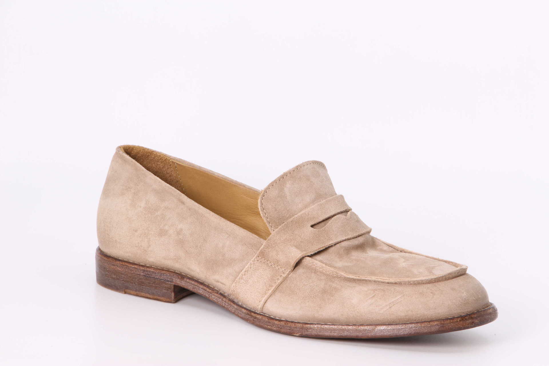 Moma Loafer water