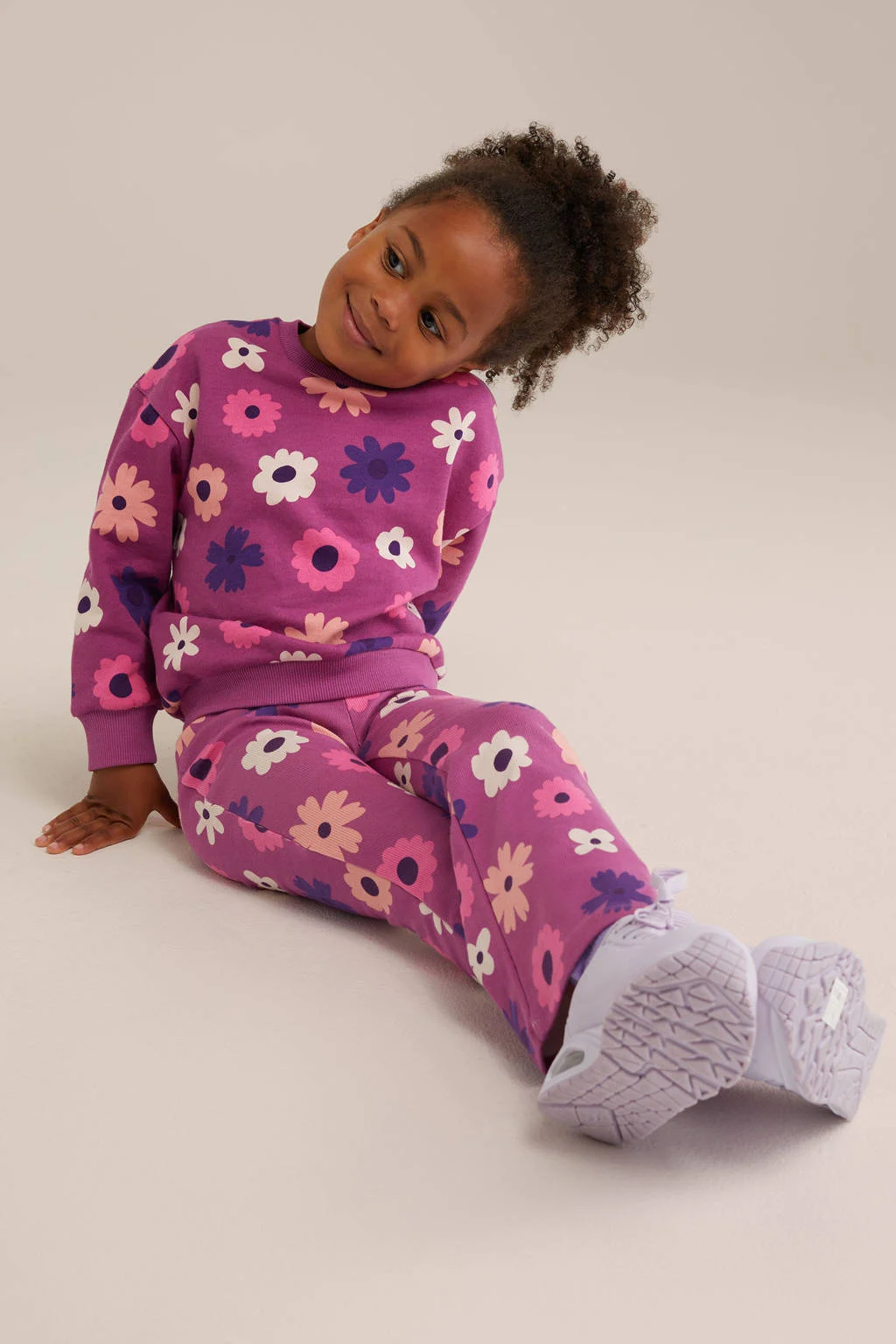 WE Fashion gebloemde broek roze/paars/ecru