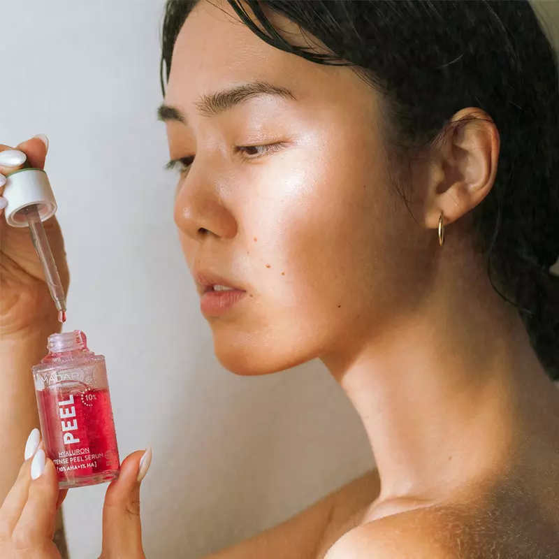 MÁDARA PEEL Hyaluron Intense Peel Serum 30 ml