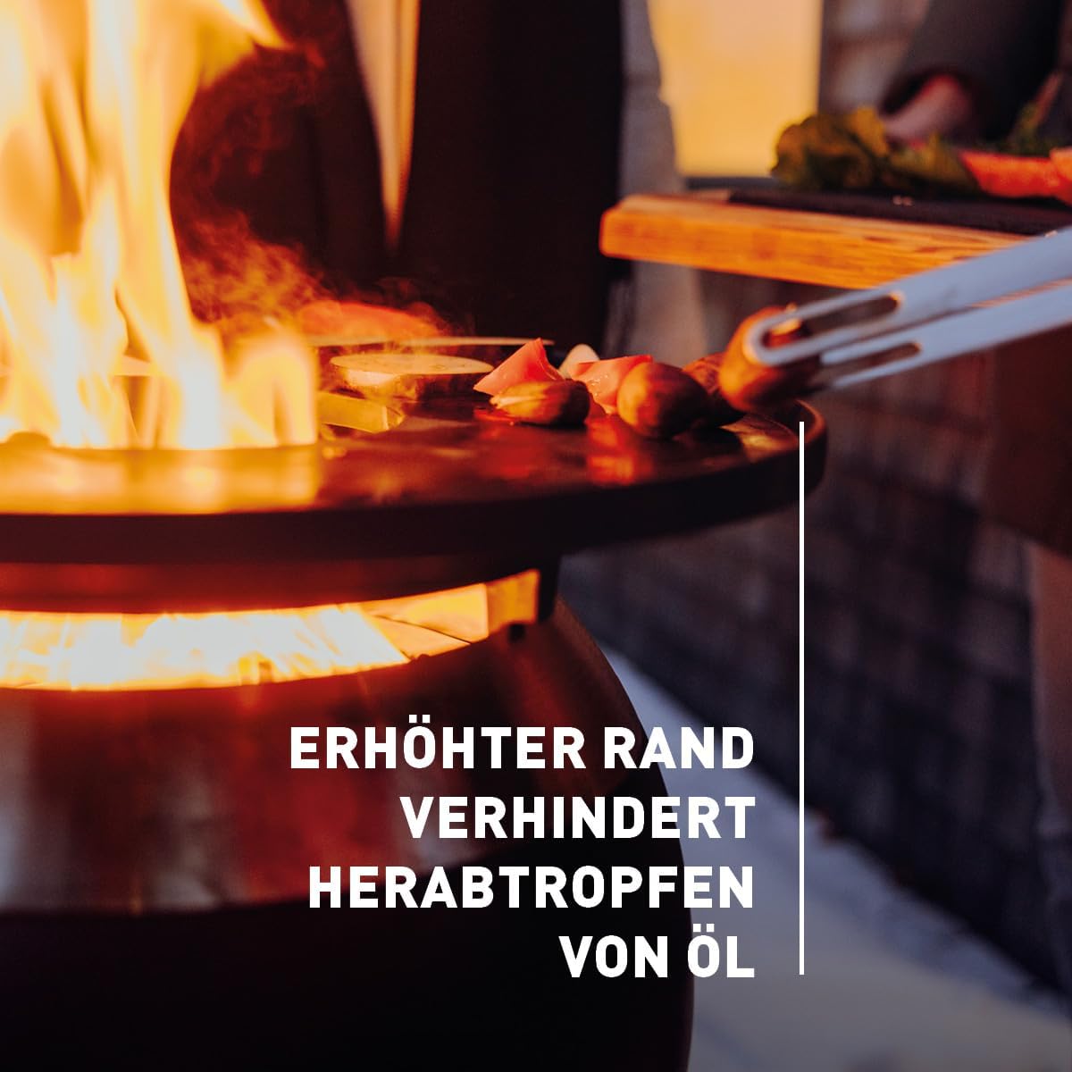 höfats - MOON 45 Plancha - durchgehende Grillplatte aus emailliertem Gusseisen - optimale Wärmespeicherung für Grillgut jeder Größe - Antihaftbeschichtung, fettarmes grillen - MOON Zubehör - ⌀53 cm