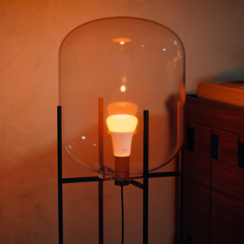 Philips Hue standaardlamp - warm tot koelwit licht 9W - E27