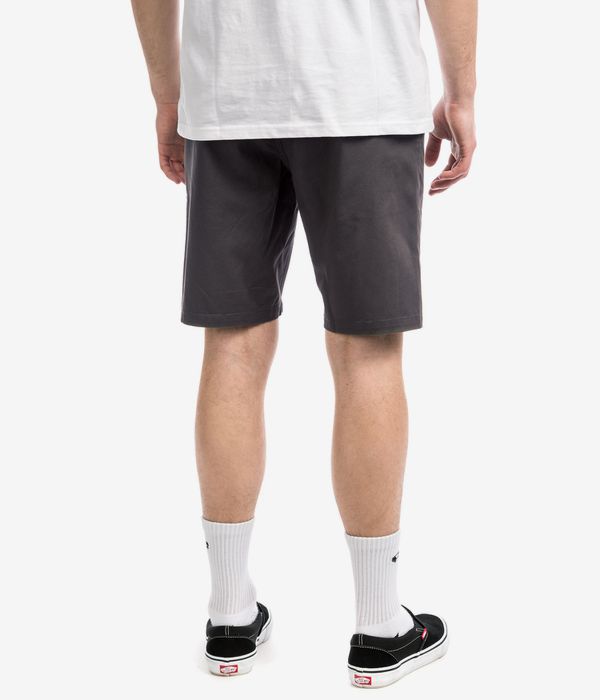 Iriedaily Easy City Shorts (anthracite)