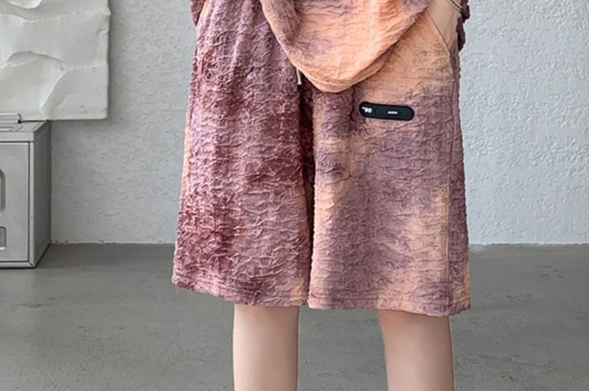 Priam - Set: T-shirt met ronde hals en tie-dye-print, elleboogmouwen en shorts