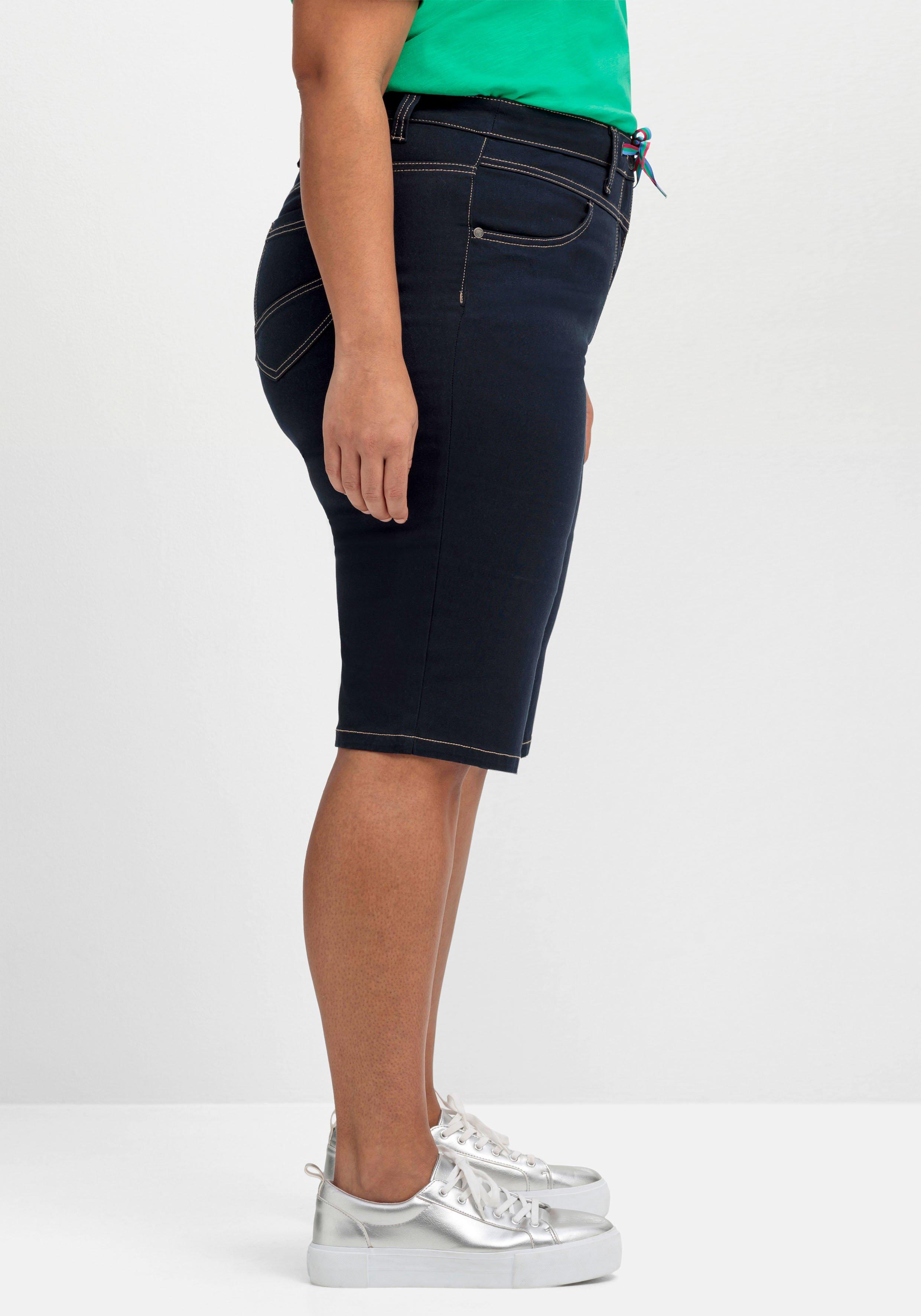 Twill-Bermudas mit kontrastfarbenem Bindebändchen