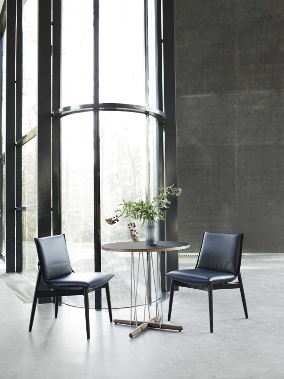 Carl Hansen & Son E020 Embrace tafel 79.5cm eiken zwart