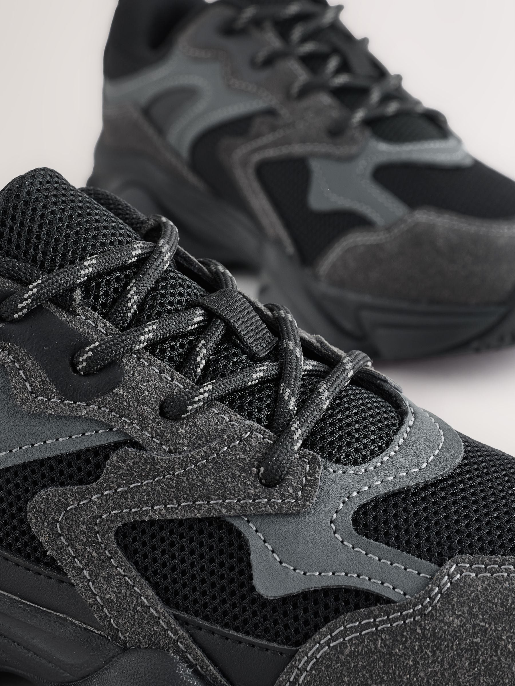 Zwart - Sneakers met veters