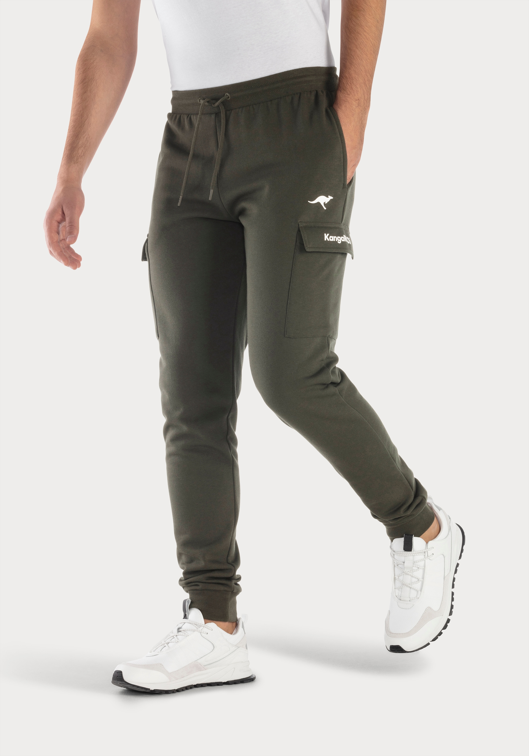 KangaROOS Sweathose  Jogginghose mit Kordel, Relaxhose leichte Sweat-Qualtität
