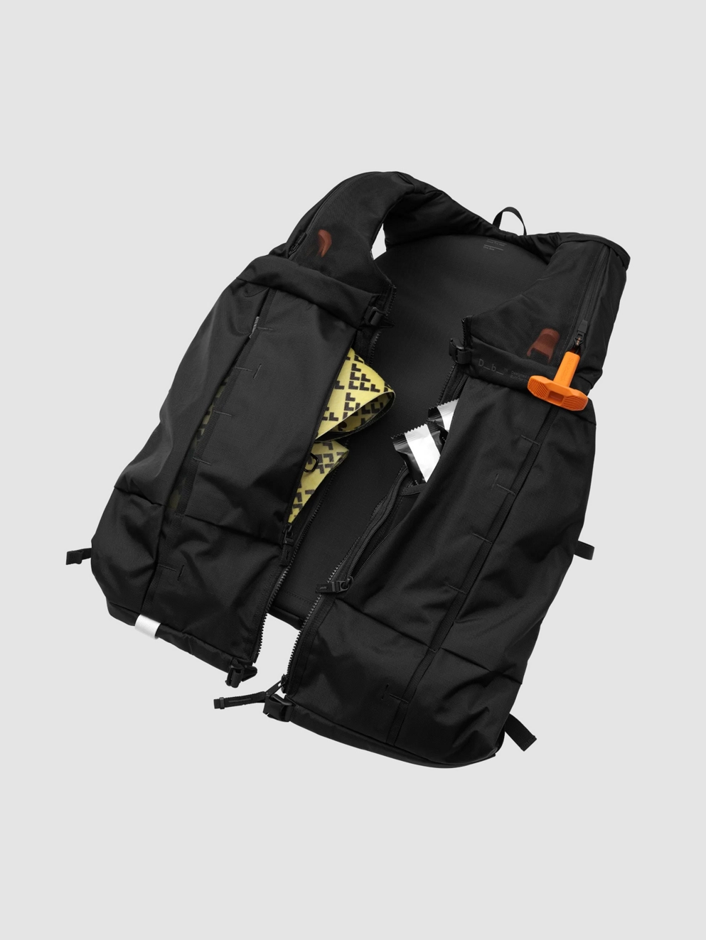 Db Snow Pro 8L Vest X Safeback Set Backpack black out