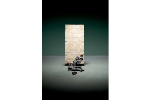 Metabo KGS 18 LTX BL 254, Enkelt facet, 4000 rpm, 50°, 50°, 215 x 47 mm, 9,2 cm