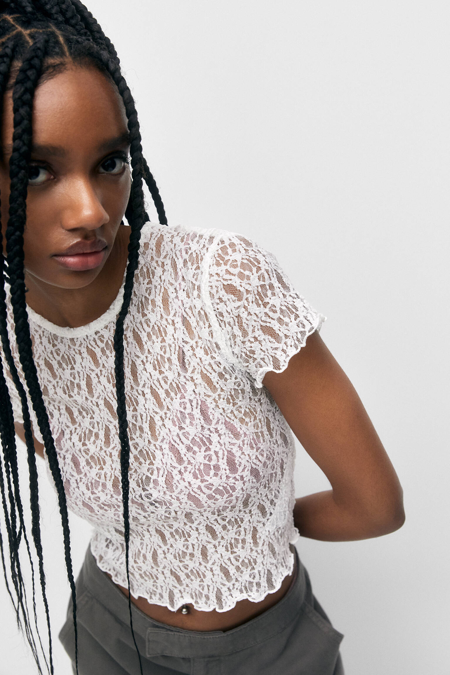 CAMISETA CROPPED DE RENDA - ICE
