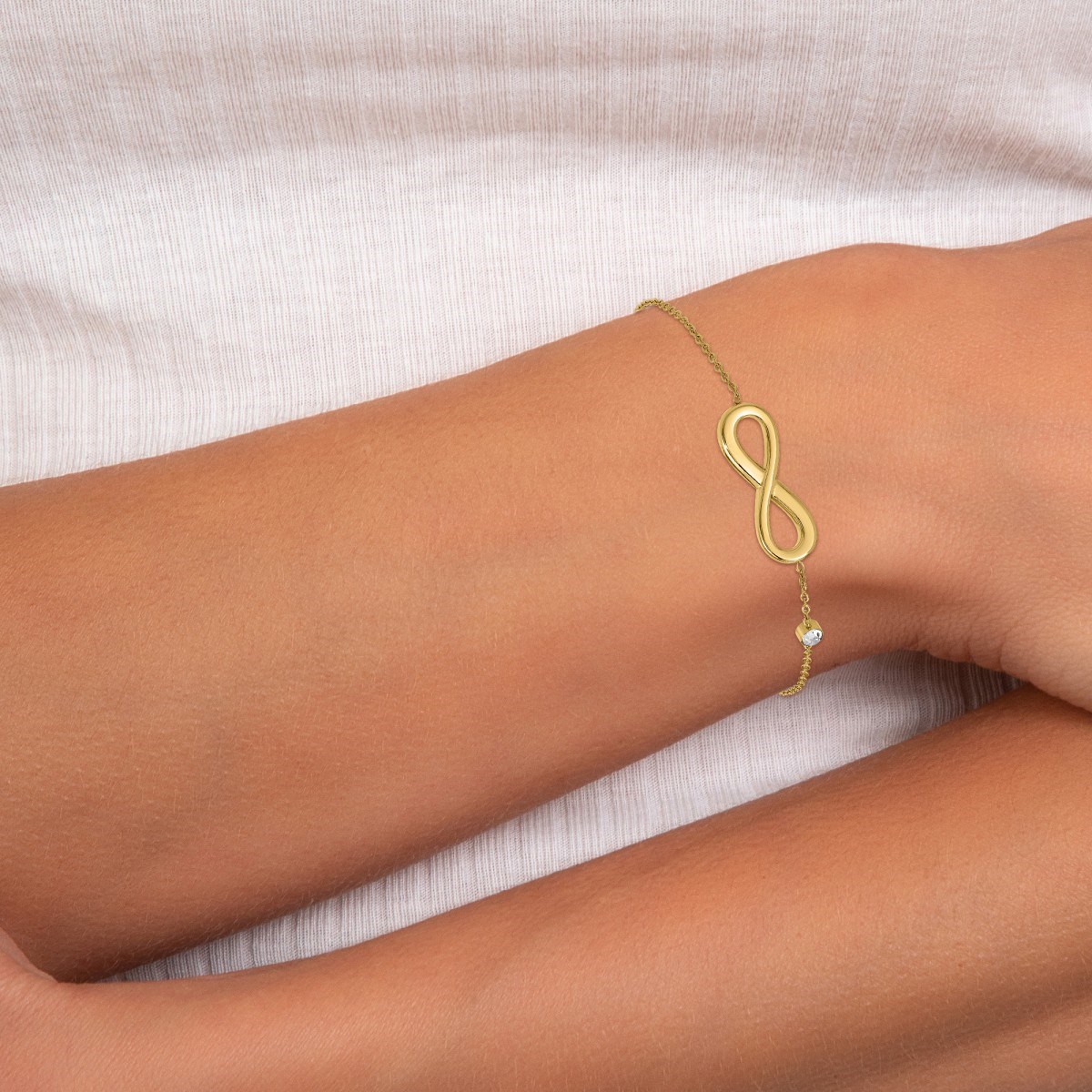 Bracelet infini par SC Bohème orné d'un Cristal scintillant