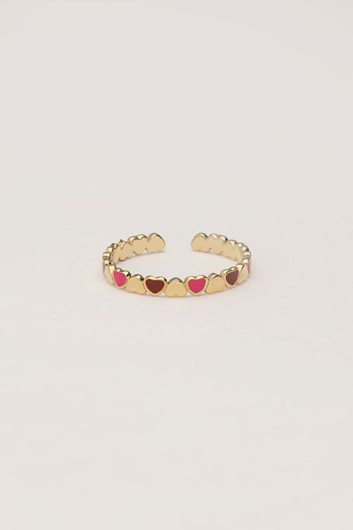 Vintage ring met roze & rode hartjes