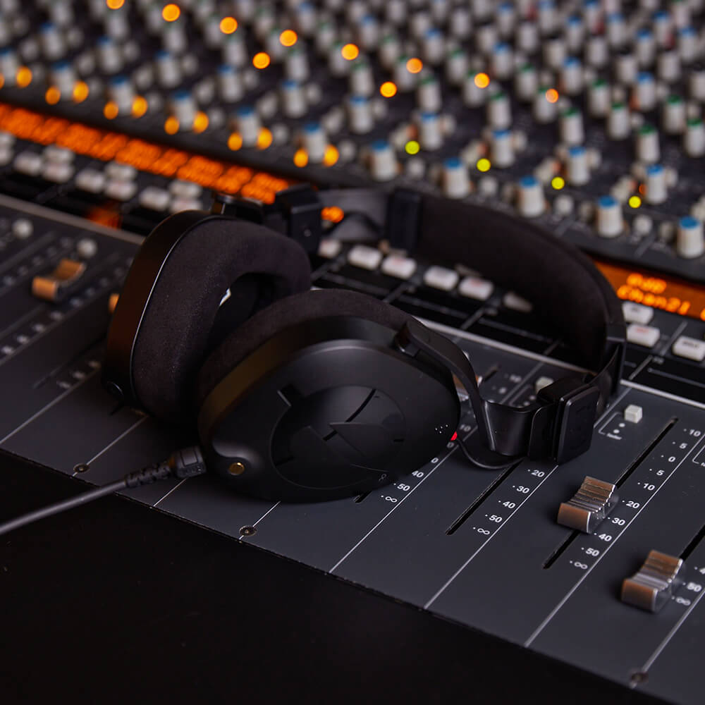 RØDE NTH-100 koptelefoon