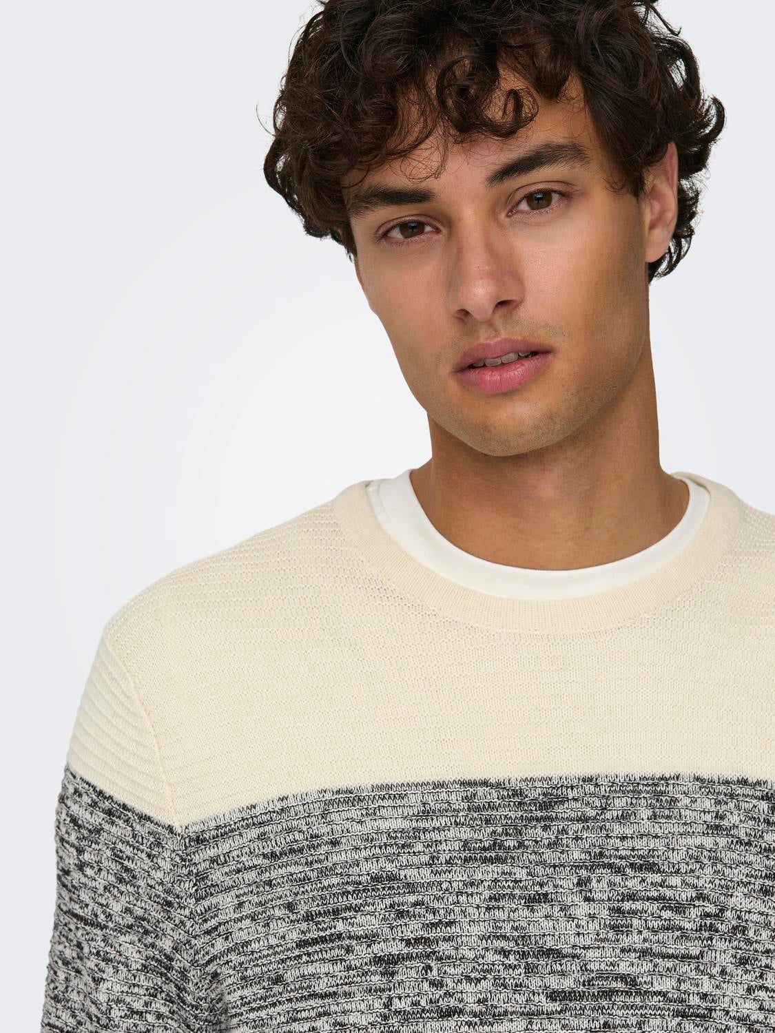 ONSHUGO Pullover Black
